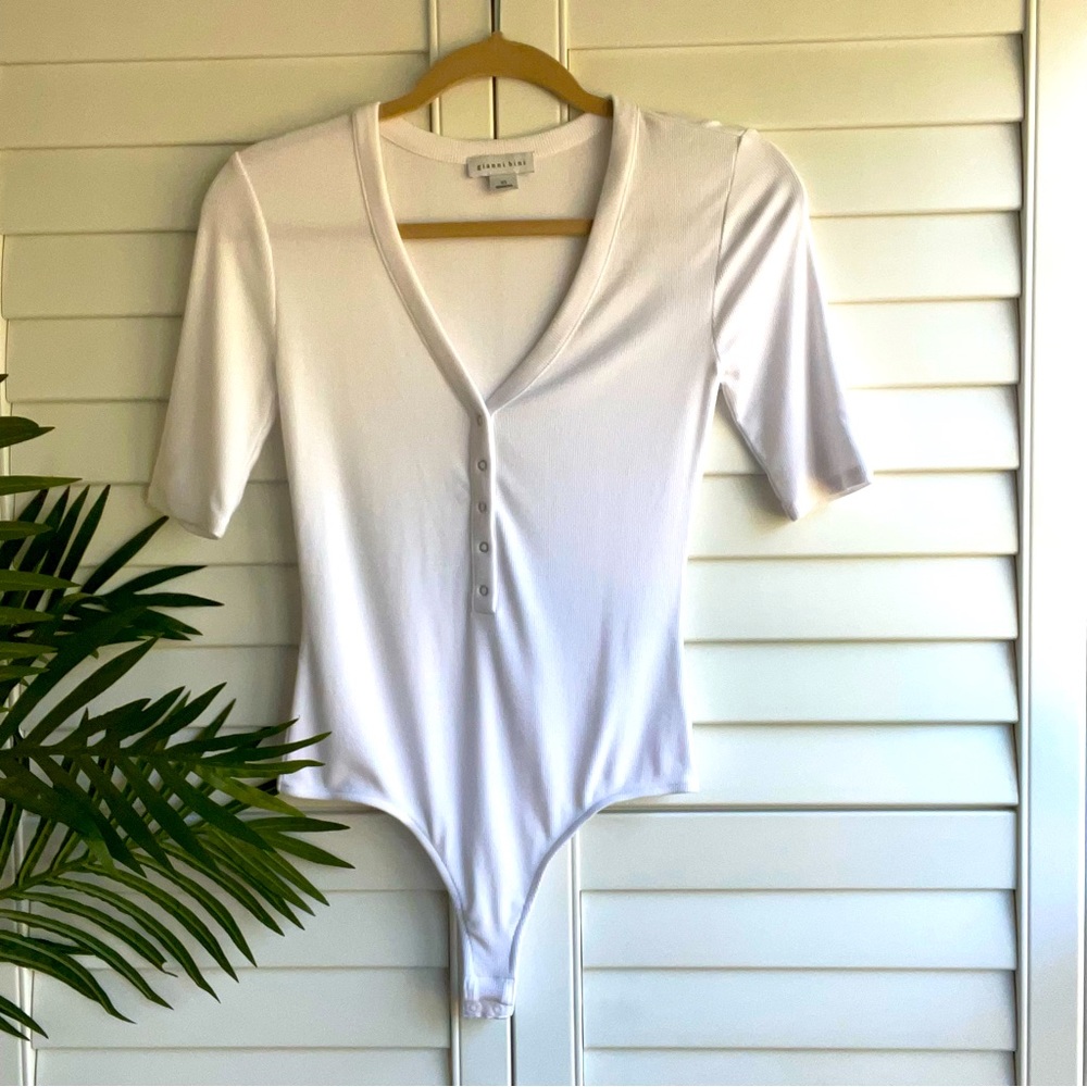 NWOT Gianni Bini White Bodysuit